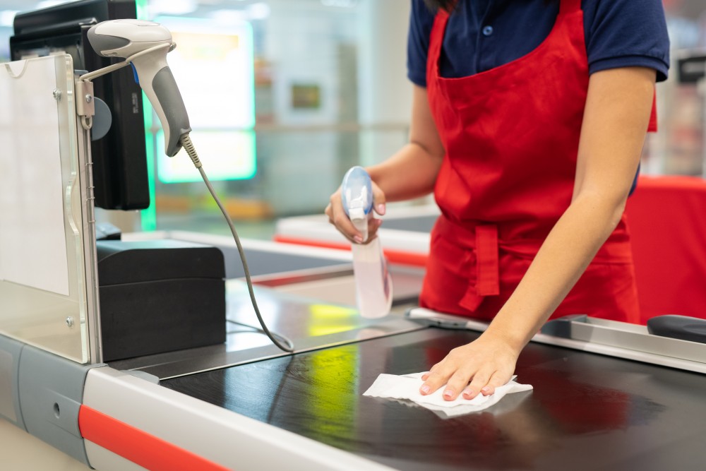 cashier-cleansing-checkout-surface-2023-11-27-05-18-37-utc.JPG