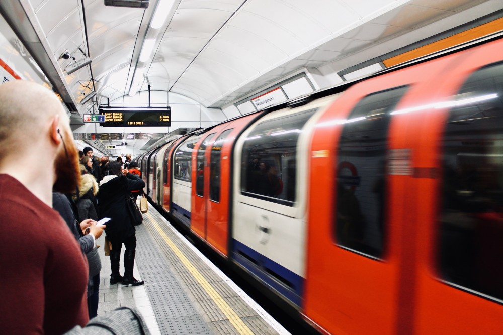 london-tube-underground-2023-11-27-04-49-39-utc.jpg