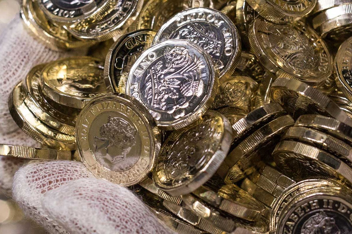 1% of UK Pound Coins Could Be Counterfeit