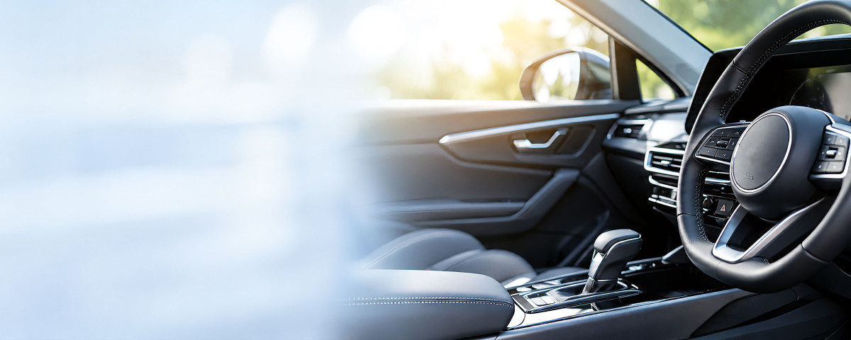 Luxury_Car_Interior_with_Sunlit_Details_7556.jpg